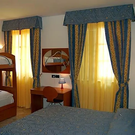 Anfora Otel